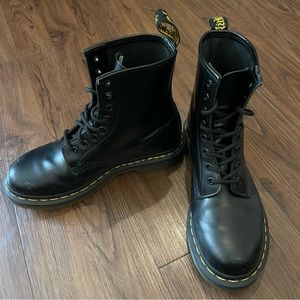 Dr. Martens Smooth Leather Boot